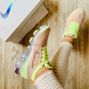NWT Nike Air Vapormax Flyknit 3